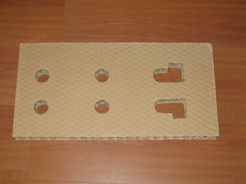 Details of Honeycomb Cardboard Cutting Machine