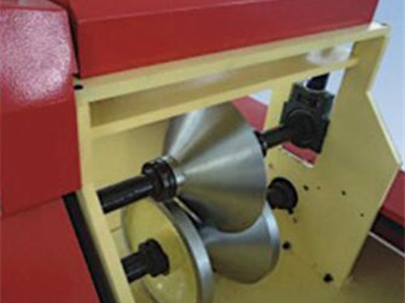 Details of Three-Purpose Paper Angle Board Machine