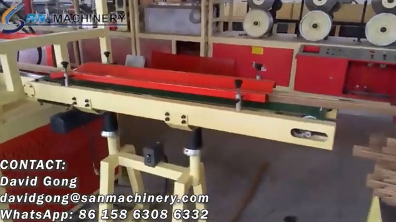 High Speed Paper Edge Protector Machine